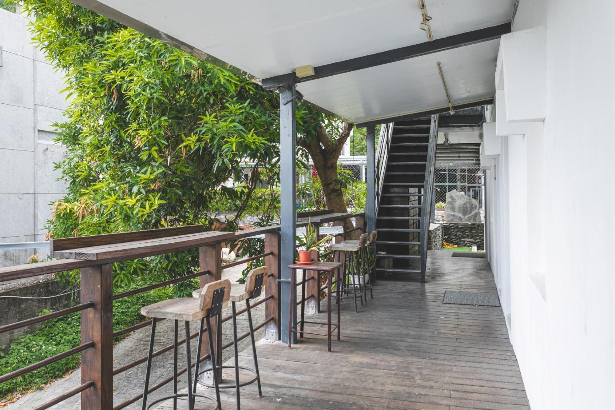 Tropical Low Boundary B&B Donghe Exterior foto