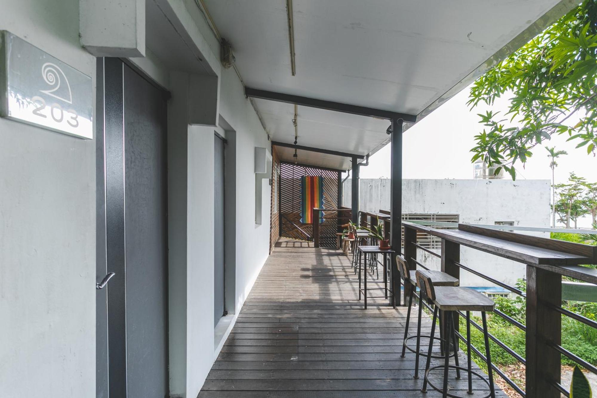 Tropical Low Boundary B&B Donghe Exterior foto