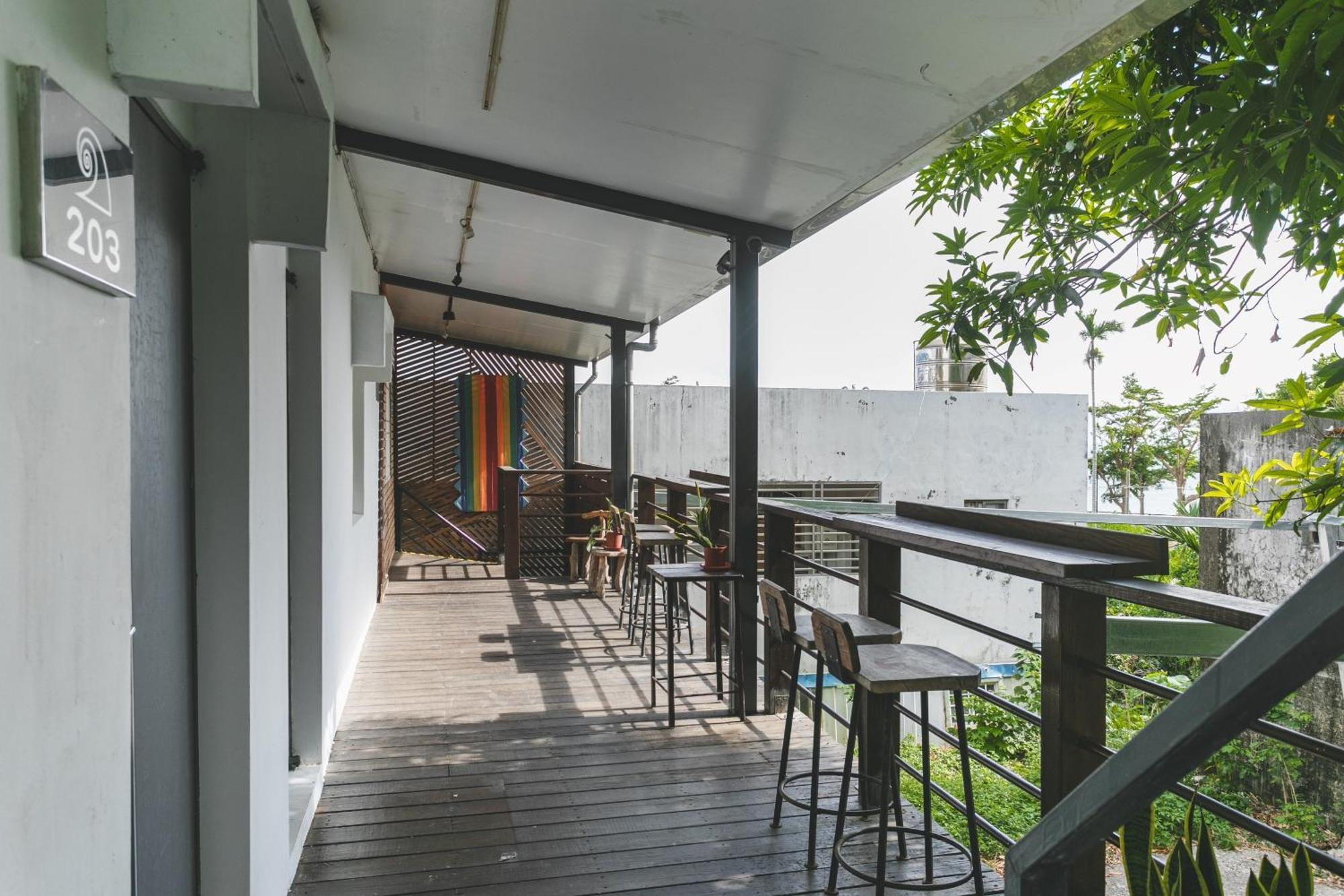 Tropical Low Boundary B&B Donghe Exterior foto