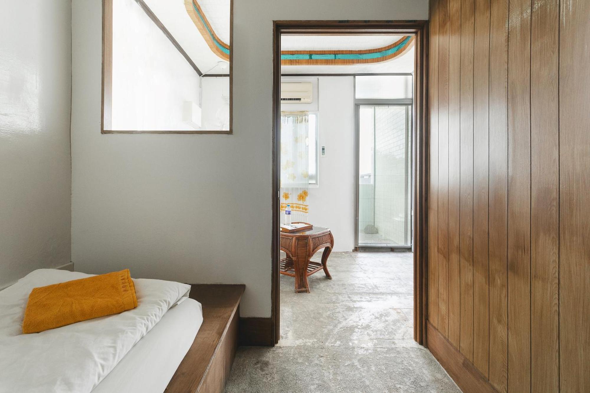 Tropical Low Boundary B&B Donghe Exterior foto